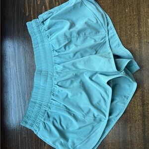 Green Lululemon Hotty Hot Shorts 2.5”